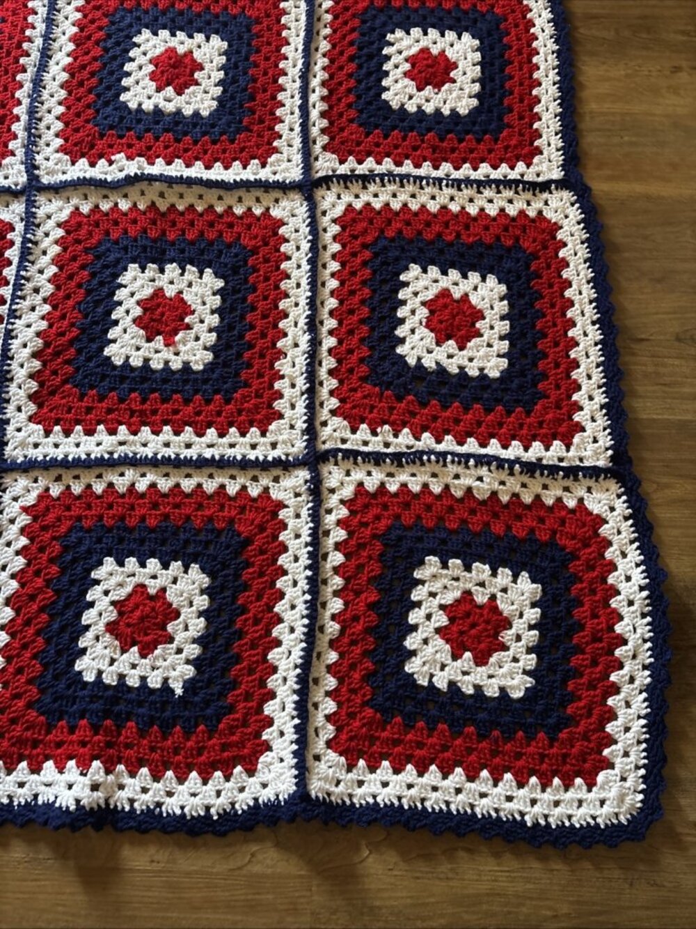 Red White & Blue Granny Squares Afghan Homemade Size 66 X 48 - Picture 2 of 6